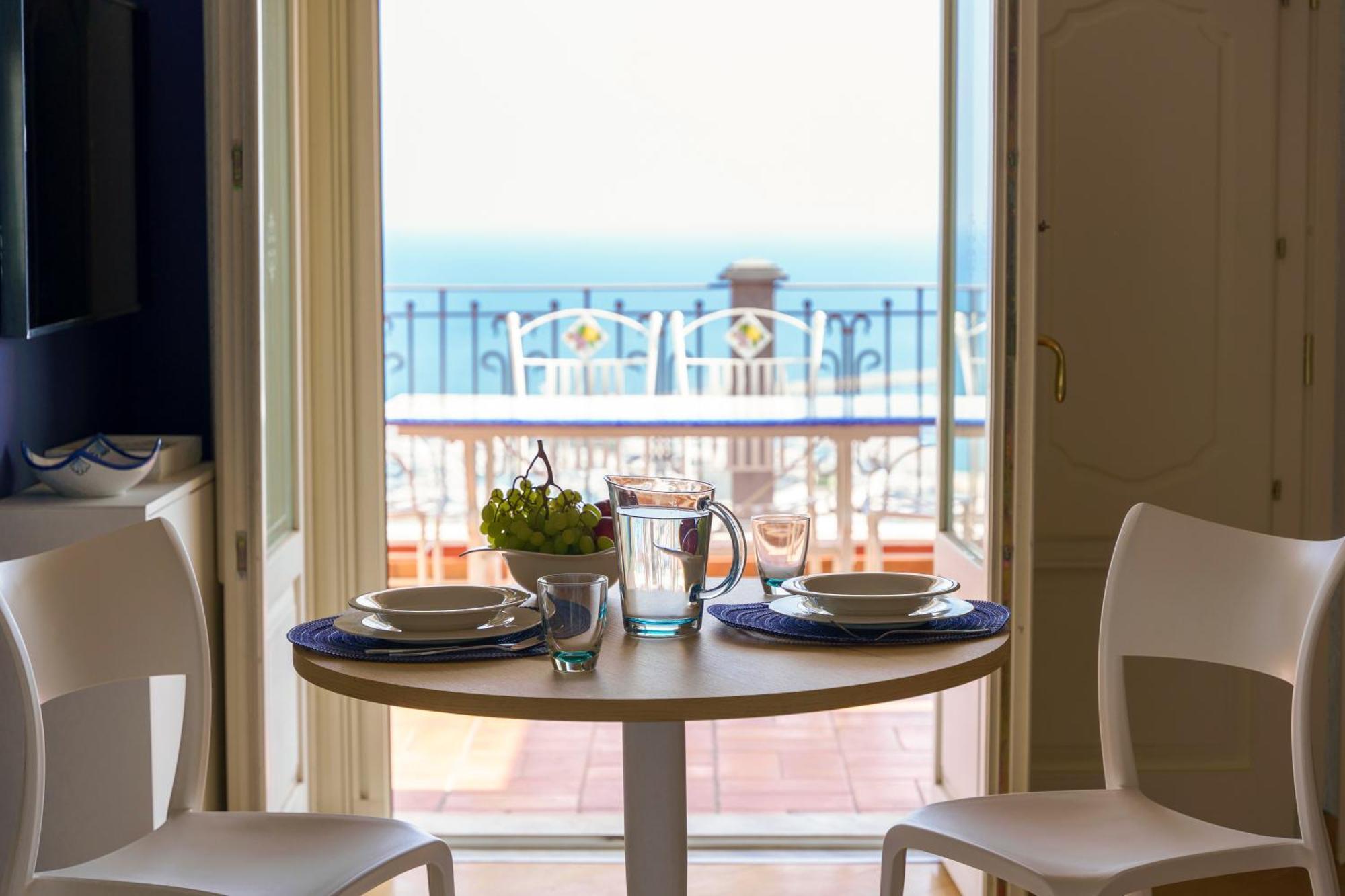 Apartment Aphrodite - Exclusive Flat *
